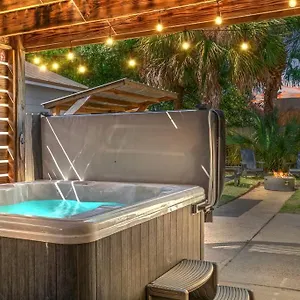 the-shiplap-shack-relax-restore-renew.panamacity-beachhotels.com/